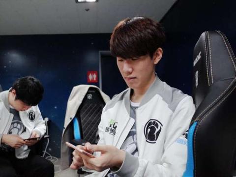 BLG群访 教练：大家都打得很好 红色方确实BP有点难做