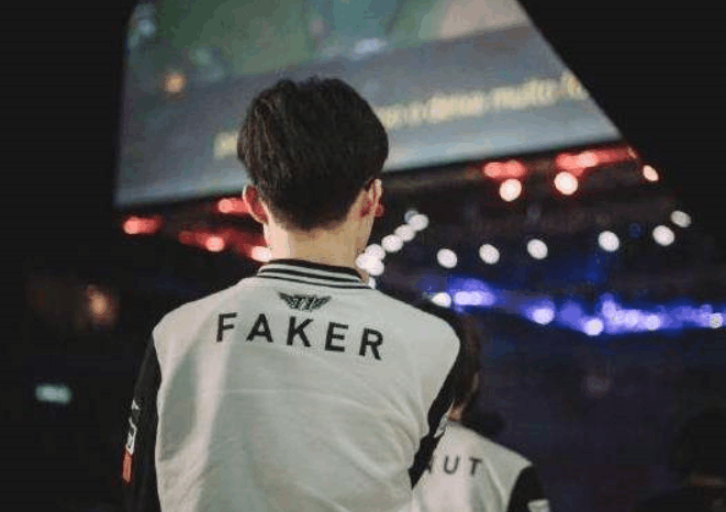 仅输BLG，TES年前3胜1负积分榜第五