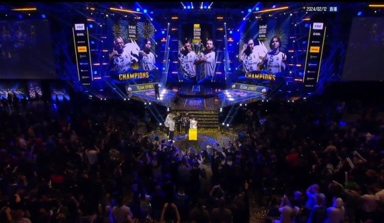 EDG公布2025赛季大名单：夺冠五人组加Xiaoxiang